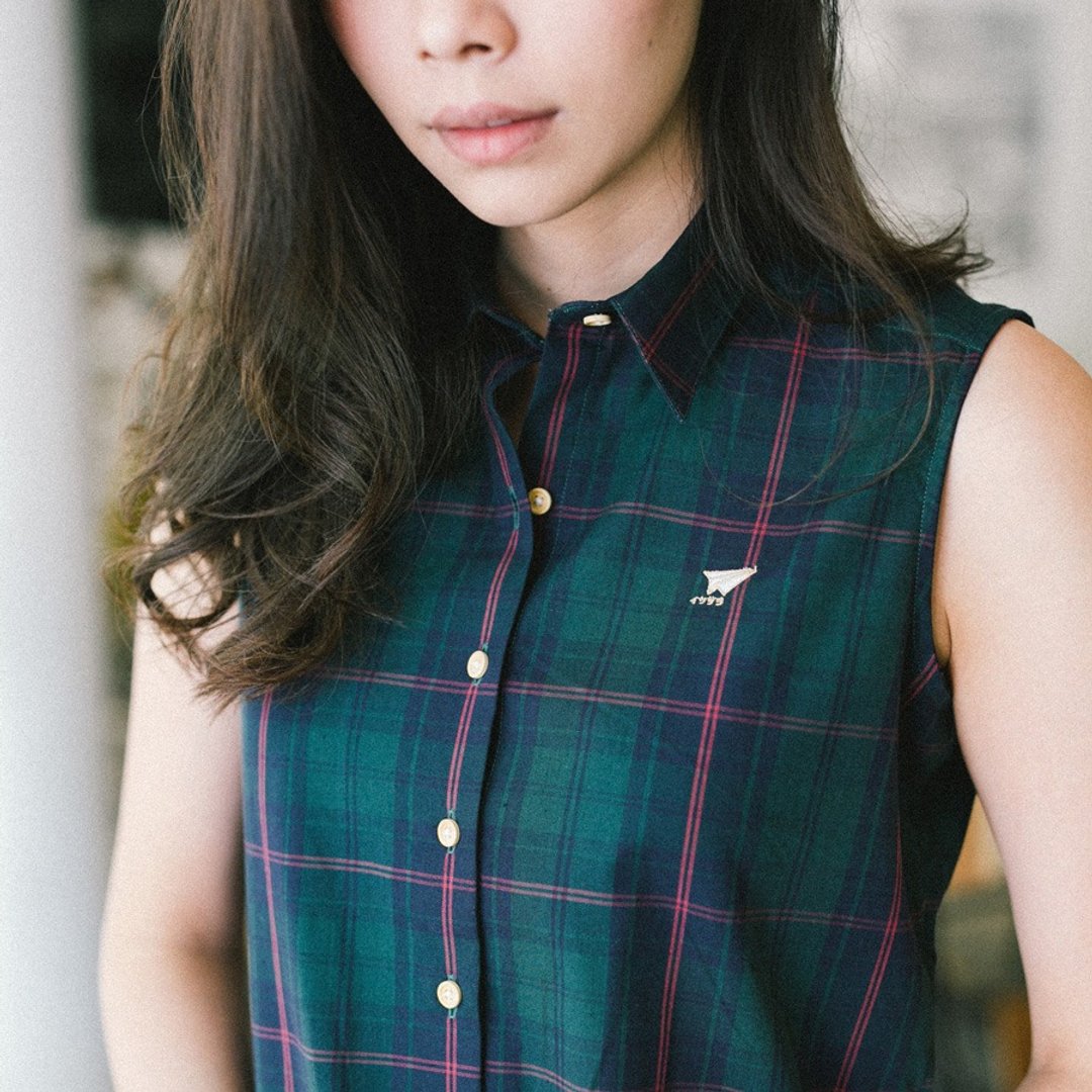 Women Sleeveless: Striaght-Normal collar - 女装上衣 - 棉 绿色