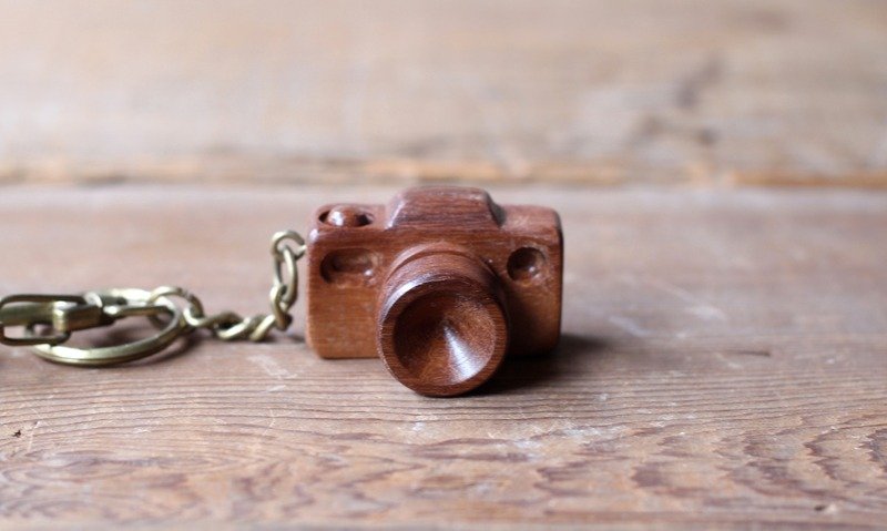 手工木制微型相机▣ 浅核钥匙圈 - 钥匙链/钥匙包 - 木头 咖啡色