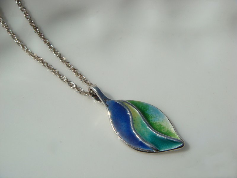 叶子。珐琅Vs.925纯银项链 - 项链 - 其他金属 绿色