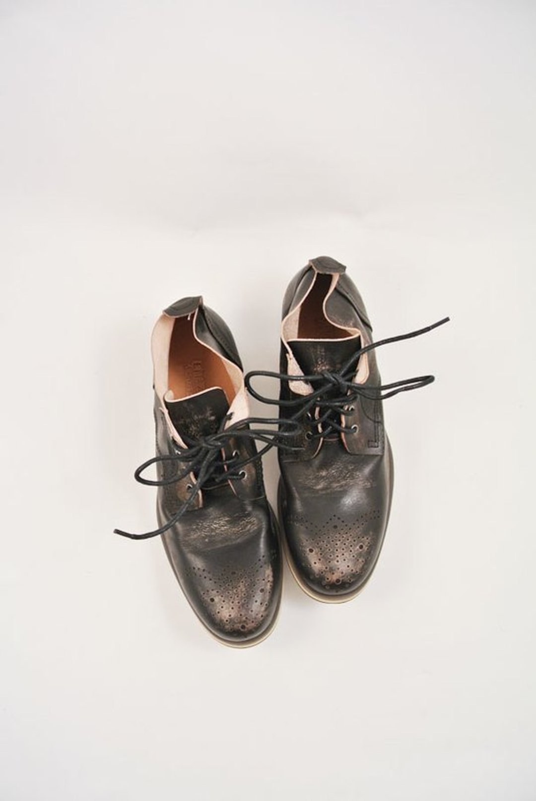 男朋友可以穿这么帅吗?帅帅可口奶兹Boots - 男款休闲鞋 - 真皮 黑色