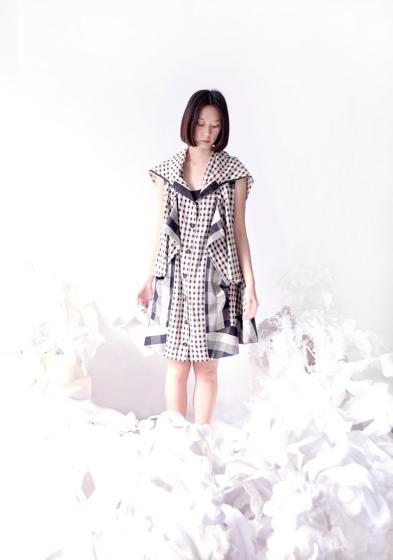 [ Wow Bravo & Funky 大大小小格子洋装 ] - 洋装/连衣裙 - 其他材质 