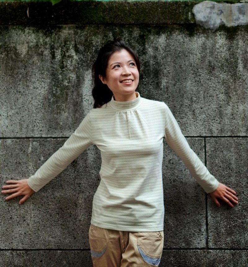 有机彩棉 女款条纹 长袖半高领 - 女装 T 恤 - 棉．麻 卡其色