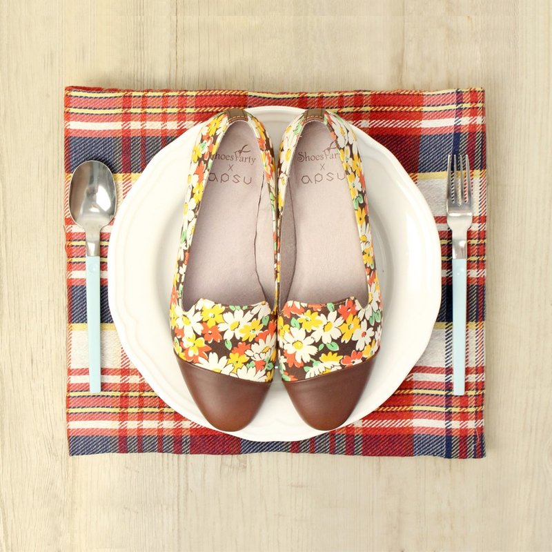 猜不透小雏菊斜拼接欧贝拉/手工订制/日本布料/M2-15352F - 女款休闲鞋 - 其他材质 