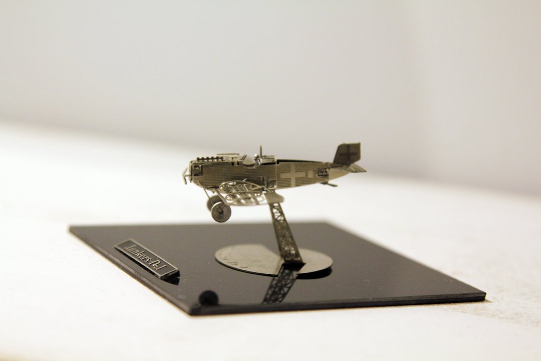 〔SUSS〕日本Aerobase 金属蚀刻模型组装人力飞机- Junkers D-1 容克斯飞机镍银版(1/160)-现货包邮 - 其他 - 其他金属 灰色