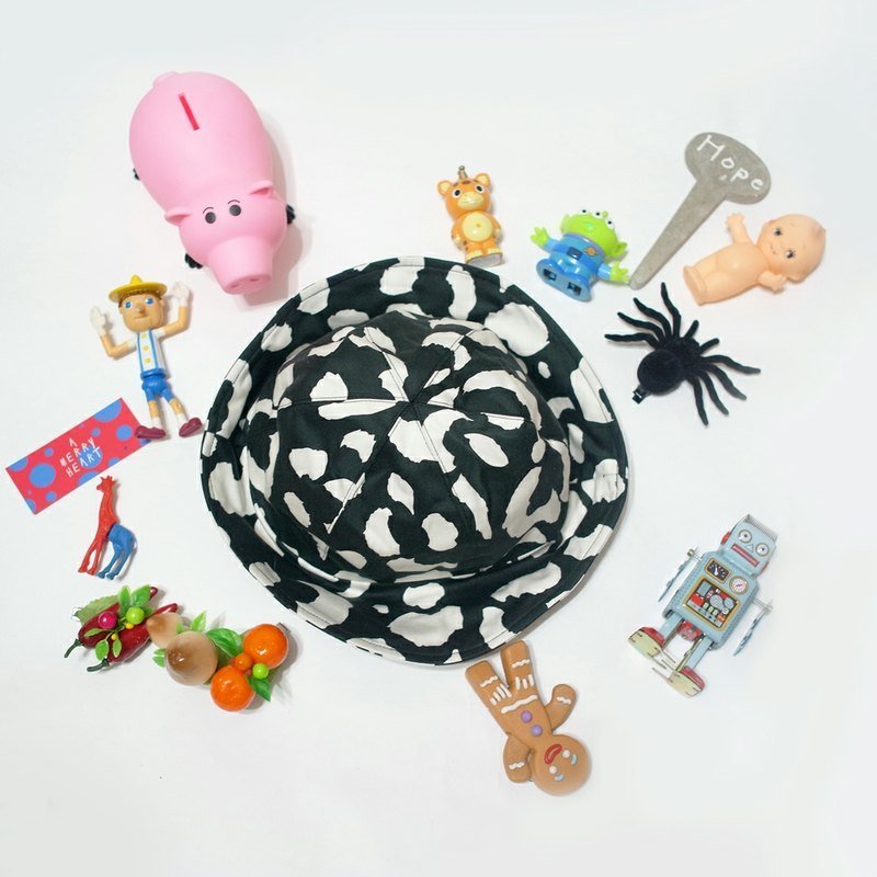 A MERRY HEART♥远看是头牛近看是头豹渔夫帽 - 帽子 - 其他材质 黑色