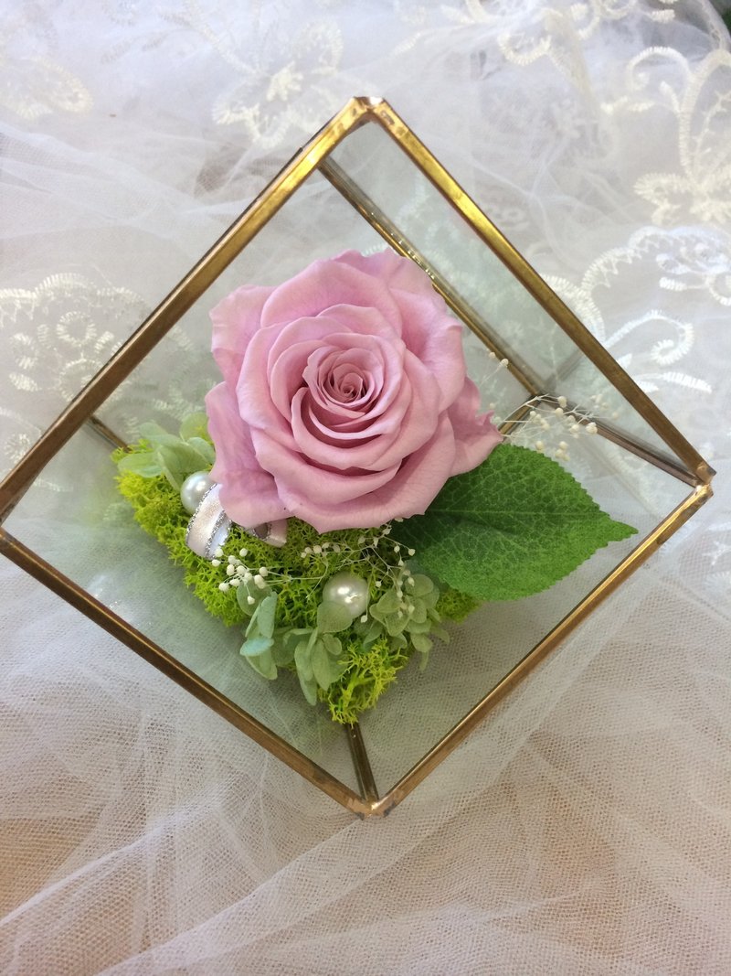 【永生花玻璃框花礼】-永生花/干燥花/珠宝捧花/婚礼捧花花束/花礼 - 其他 - 玻璃 粉红色