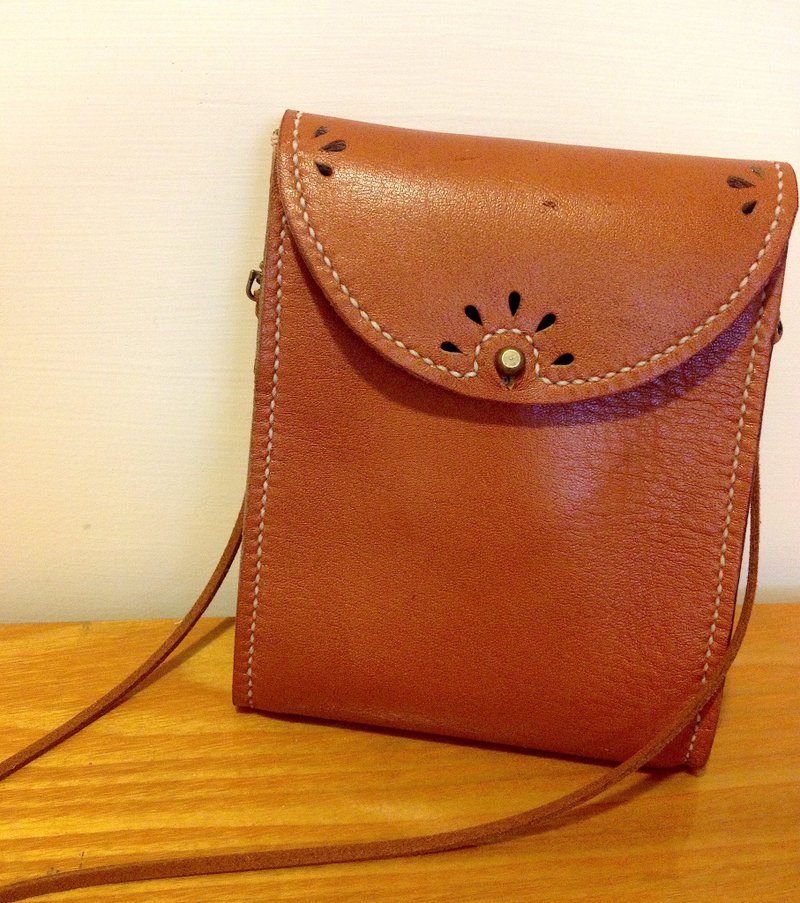 雕花护照套 - 护照夹/护照套 - 真皮 咖啡色