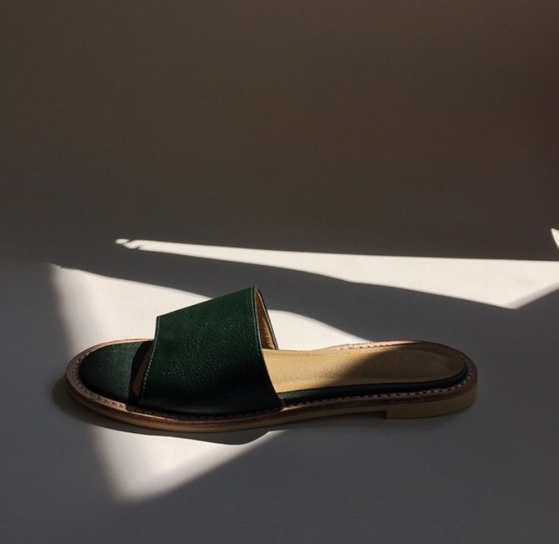 拖鞋式凉鞋 - 绿色 - 女款休闲鞋 - 真皮 绿色