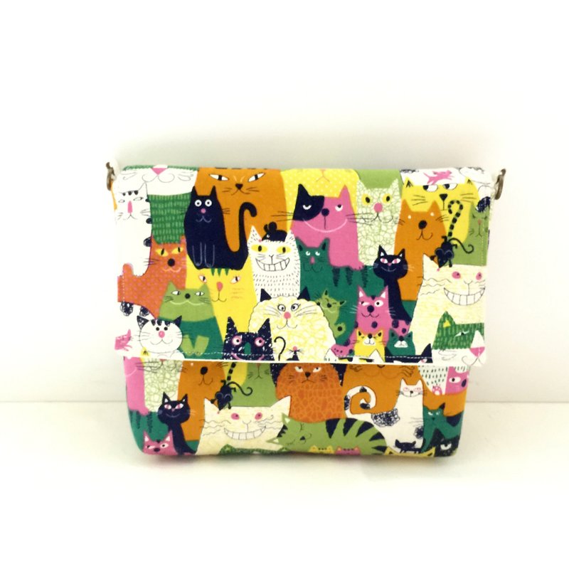 MINIxROSE 猫咪好多厚片土司包/斜背包/肩背包 - 侧背包/斜挎包 - 其他材质 多色