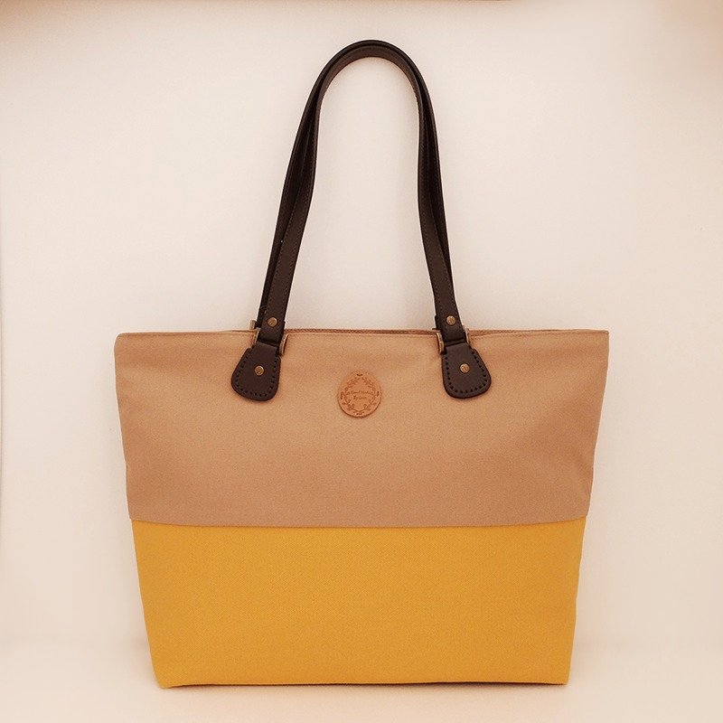 配色游戏　卡其＋铭黄时尚帆布托特包　肩背包　真皮提把 - 侧背包/斜挎包 - 真皮 黄色