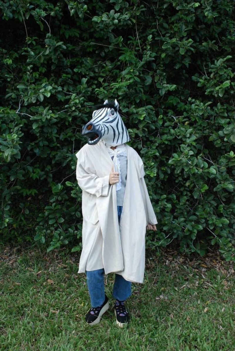 {:::Giraffe 长颈鹿人:::}_古着米白无领风衣 - 女装西装外套/风衣 - 其他材质 白色