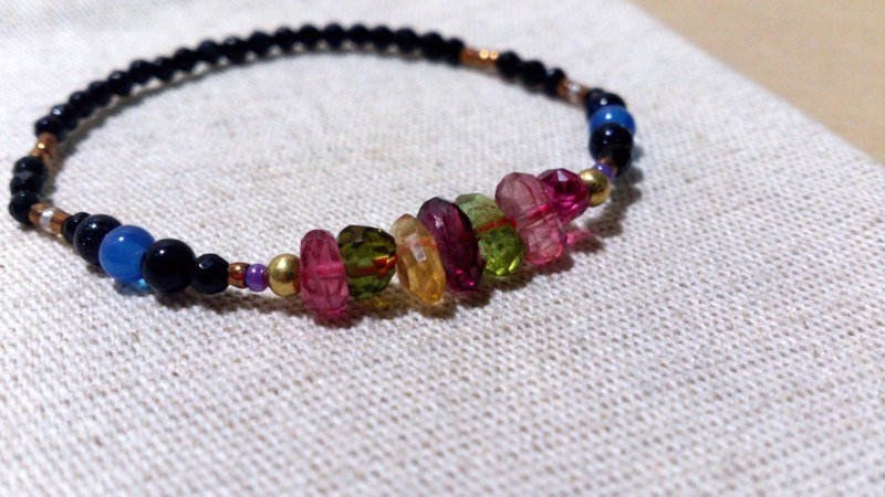 crystal in dearsharka || 不规则棱角多彩碧玺 x 蓝玛瑙 x 蓝沙金 x 黑玛瑙 ．净透多彩的春气息 - 手链/手环 - 宝石 多色