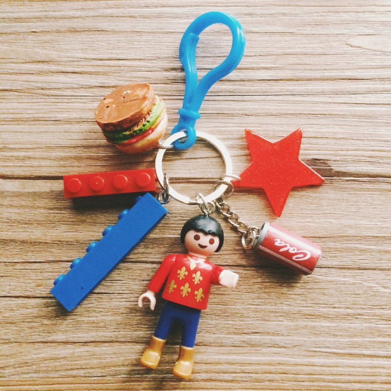 ✌ Toy chain｜复古老玩具乐高人 小小摩比人钥匙圈 爱吃速食 - 吊饰 - 塑料 蓝色