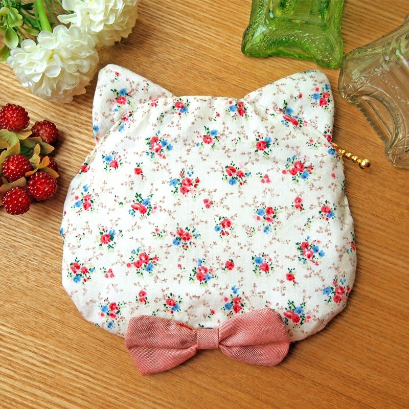 Meow手作花布蝴蝶猫猫收纳包 / 化妆袋 / 小袋 / 杂物包 - 化妆包/杂物包 - 其他材质 多色