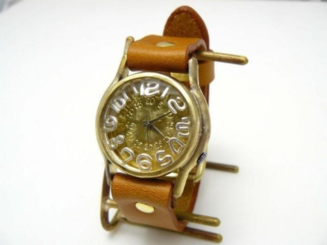 On Time3-B 手作表 HandCraftWatch 男款黄铜 32mm 悬浮银数字时标 (355 银数字时标) - 女表 - 其他金属 金色