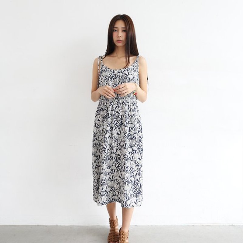 女神系扇形印花美背洋装 - 其他 - 其他材质 蓝色