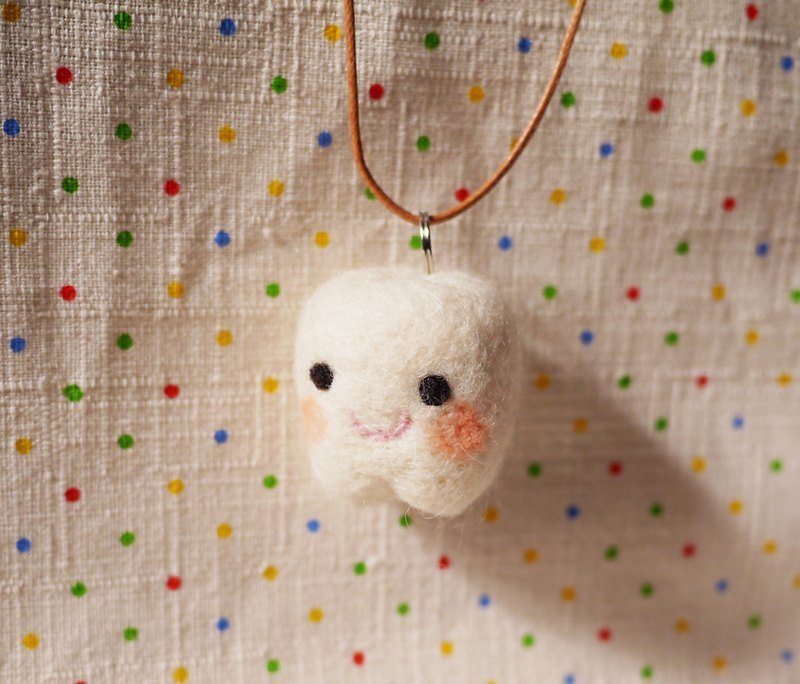 羊毛毡 良牙 乳牙　白色牙齿　　钥匙圈 包包吊饰 项链 功能择一 - 钥匙链/钥匙包 - 羊毛 白色