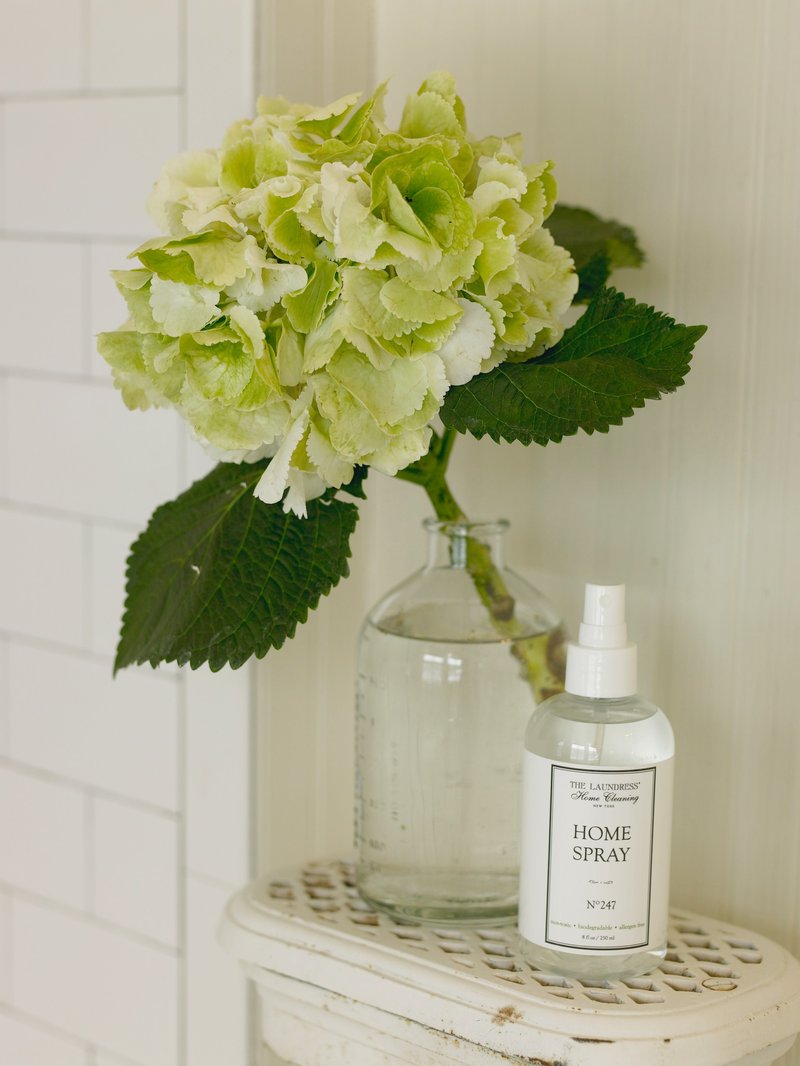 The Laundress 室内香氛喷雾 - HOME SPRAY SCENT N°247 - 8 fl. oz. / 250 ml - 其他 - 植物．花 