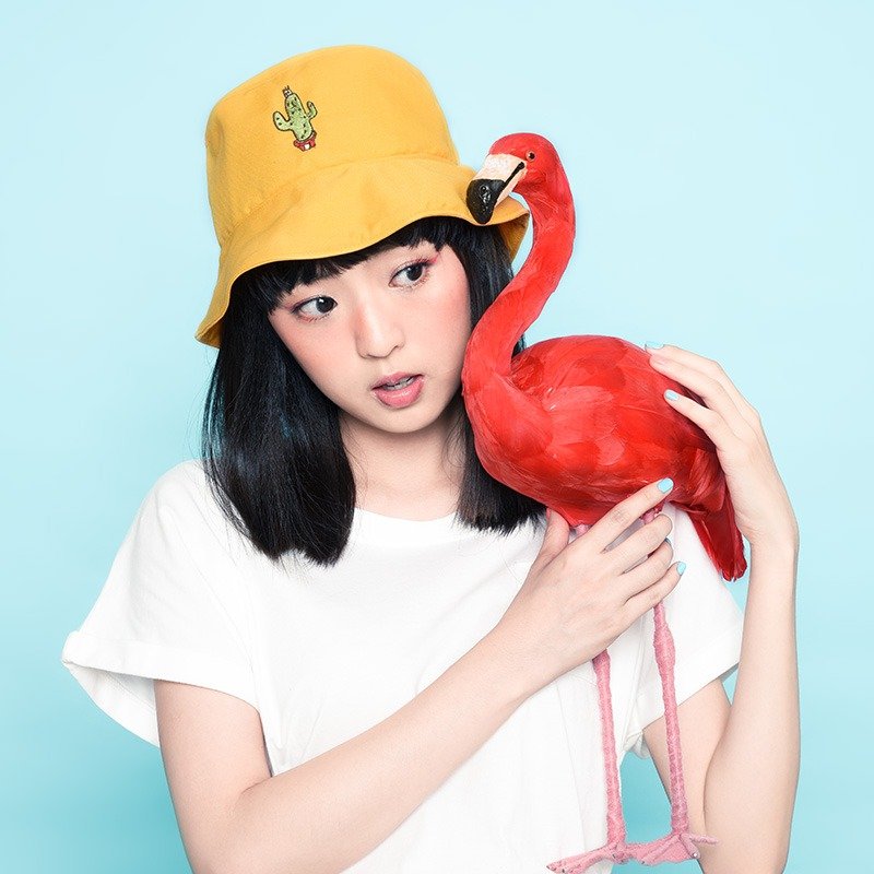 鸡蛋黄仙人掌插画电绣渔夫帽 - 帽子 - 棉．麻 黄色