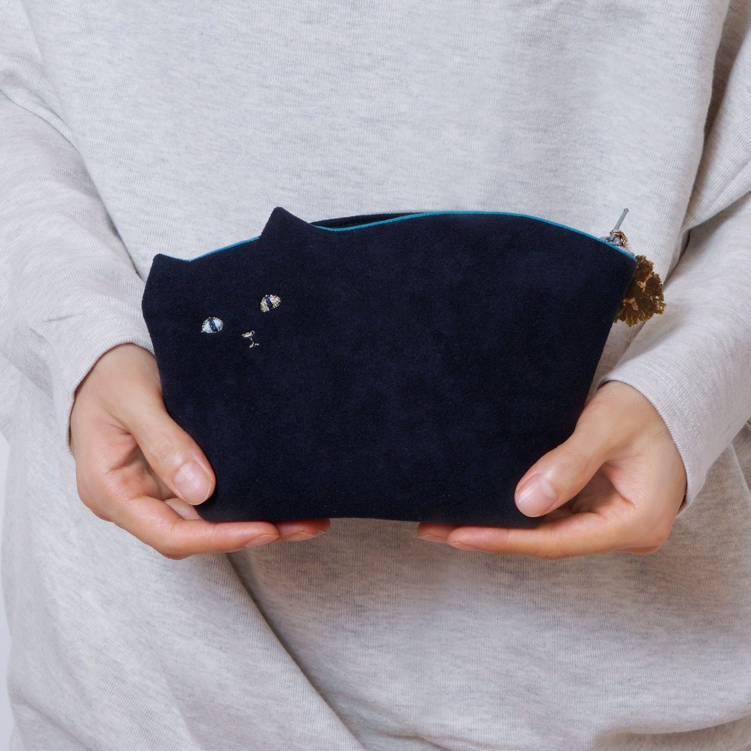 Koneko Pouch 004 navy [Made to Order] - 化妆包/杂物包 - 绣线 蓝色