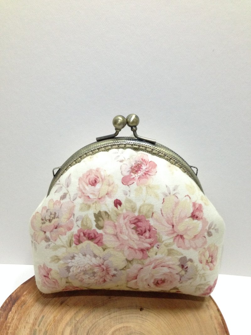 10CM半圆型浪漫花园口金包 - 皮夹/钱包 - 其他材质 