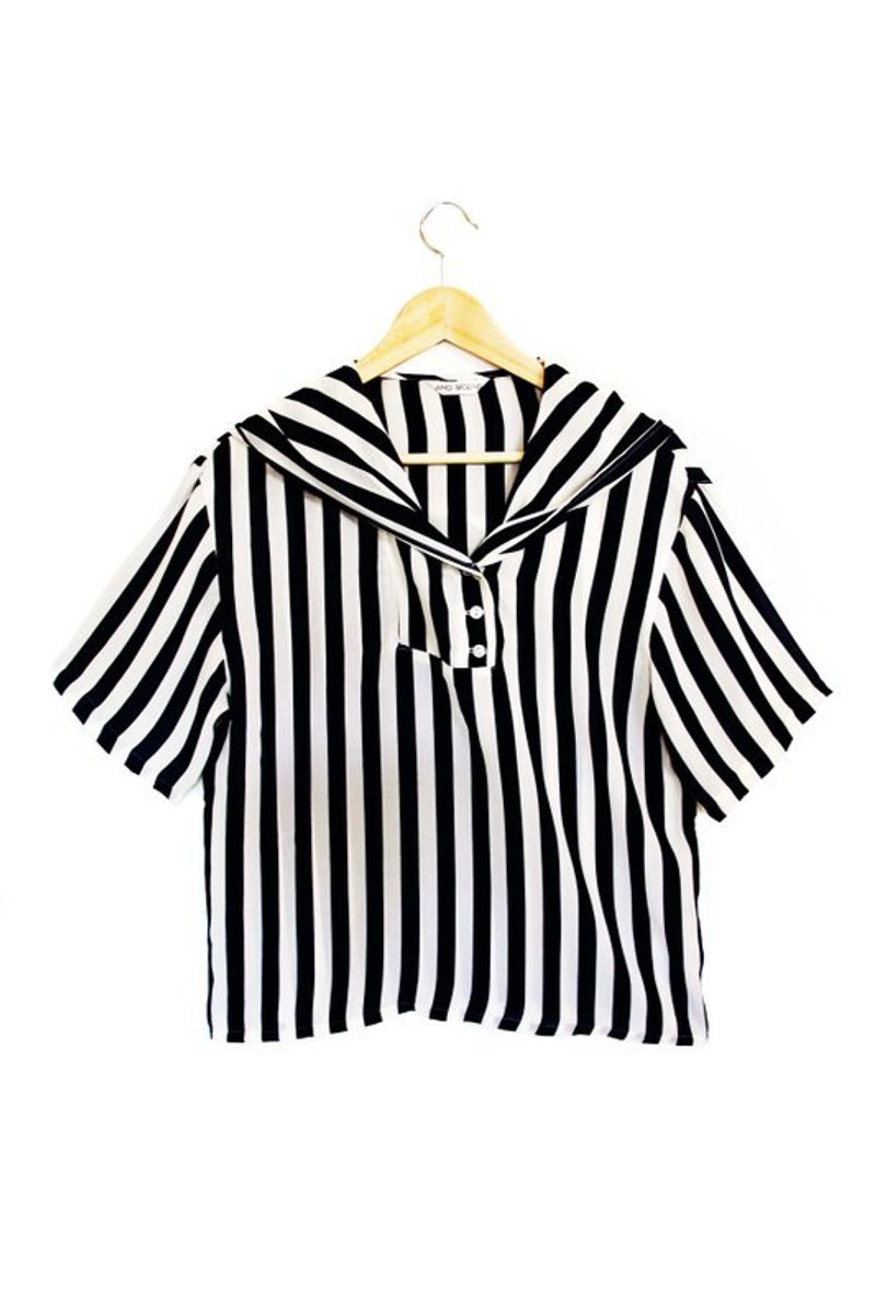 【Wahr】黑白直纹上衣 - 女装衬衫 - 其他材质 多色