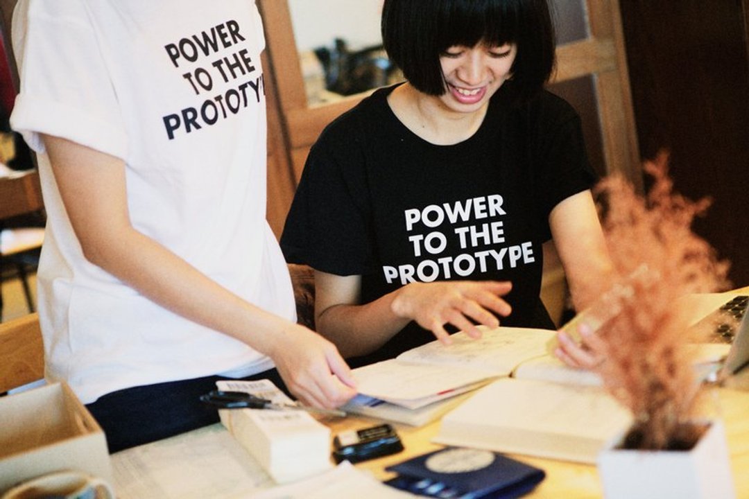 ★母亲节礼物★设计与思考T-shirt【爱的贴心礼】2件组合包 - 女装 T 恤 - 棉 