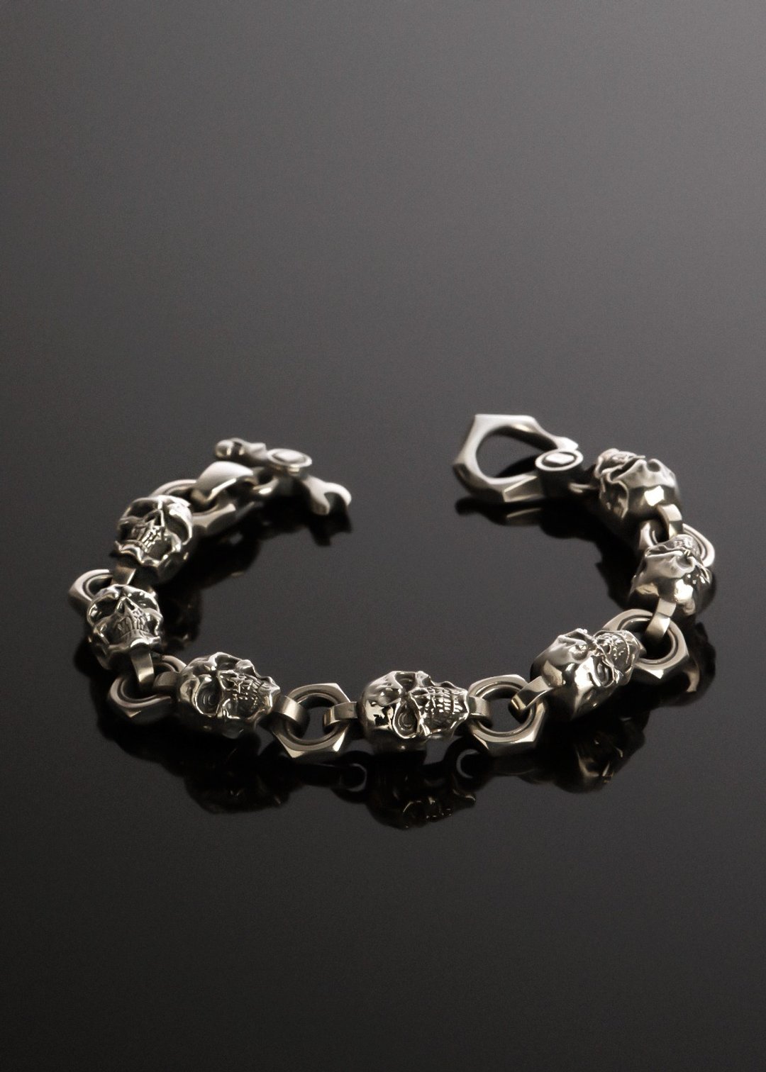 Skull L Type Bracelet |  螺帽骷髅骑士手链 L | 异向面经典系列 - 手链/手环 - 纯银 银色