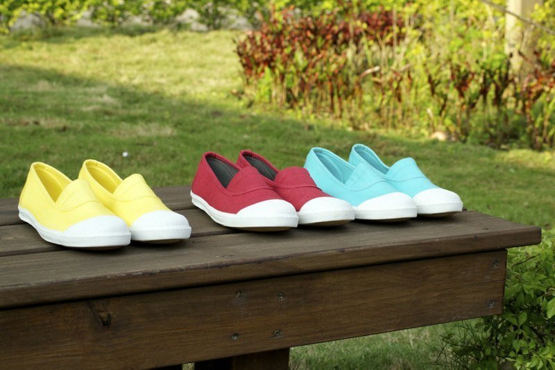 Southgate 南登机口 ANN-古布红-转换个心情春郊踏青去 (剩下JAP22.5 下单请注意尺寸) 国民休闲鞋台湾良品(帆布鞋/懒人/休闲鞋) - 女款休闲鞋 - 其他材质 红色