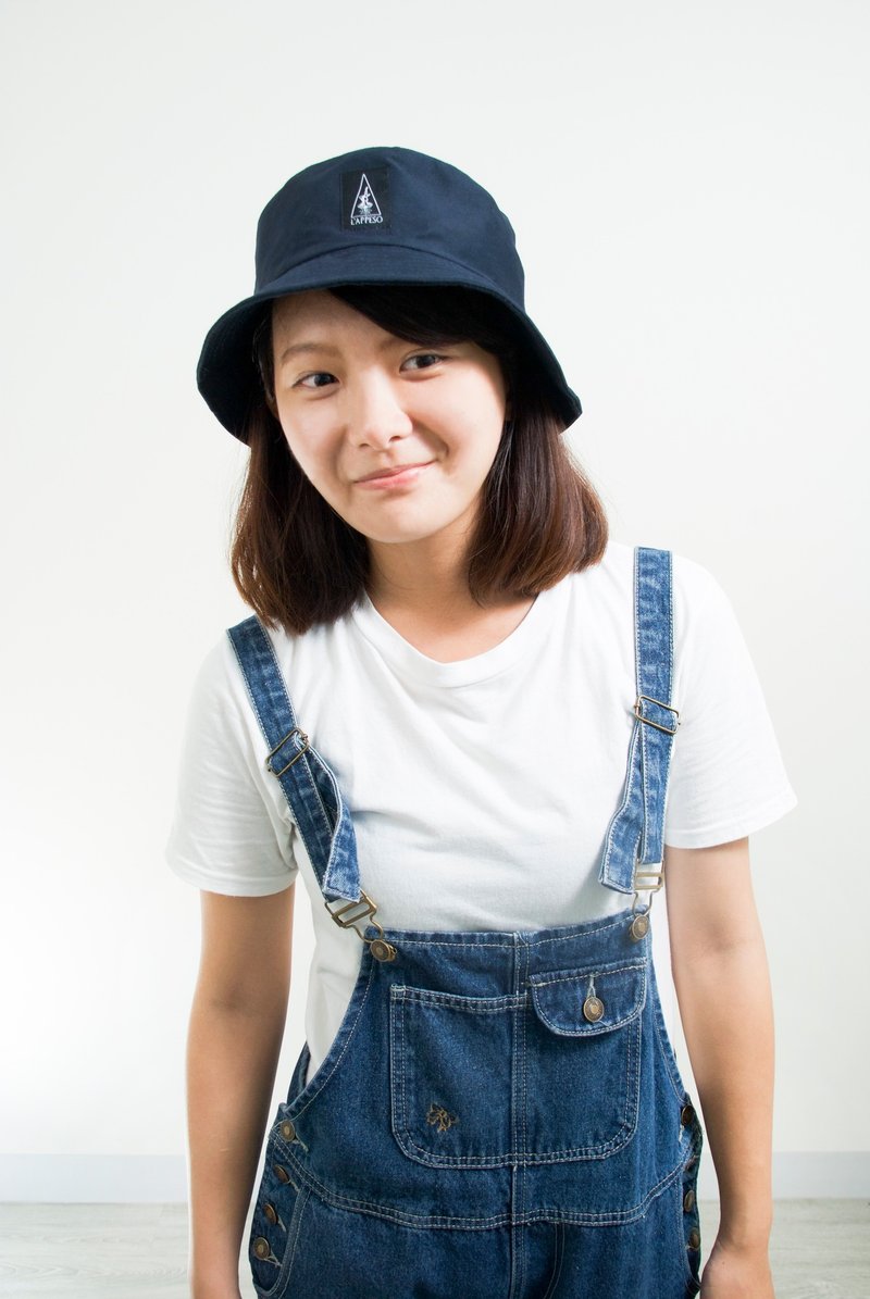 L'appeso 轻量舒适感百搭渔夫帽 - 藏原青 - 帽子 - 棉．麻 黑色