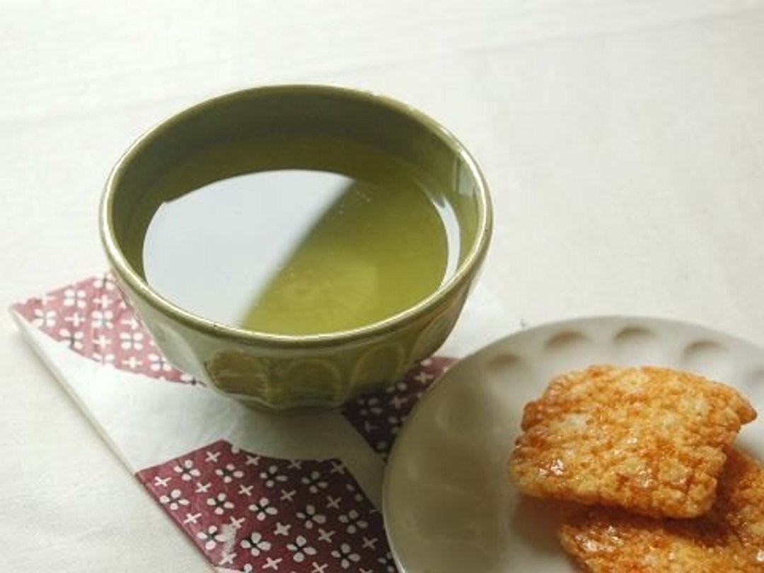 带点可爱的和风系列 手削线条装饰欧蕾碗 若织部/绿 - 碗 - 其他材质 绿色
