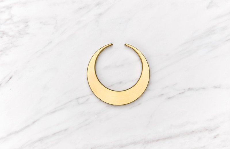 FUTAGAMI 铜铸 开瓶器‘三日月’ MIKAZUKI Brass Bottle Opener - 开瓶器/开罐器 - 其他金属 金色