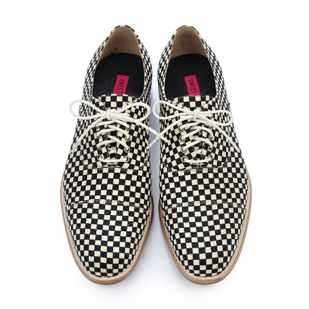 Wonderland M1124A Chessboard leather oxford shoes - 男款牛津鞋/乐福鞋 - 棉 白色