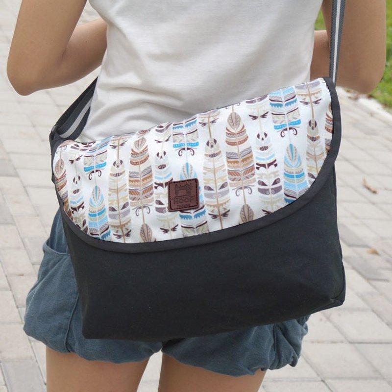 邮差包 | 印第安纳琼斯 - 侧背包/斜挎包 - 棉．麻 黑色