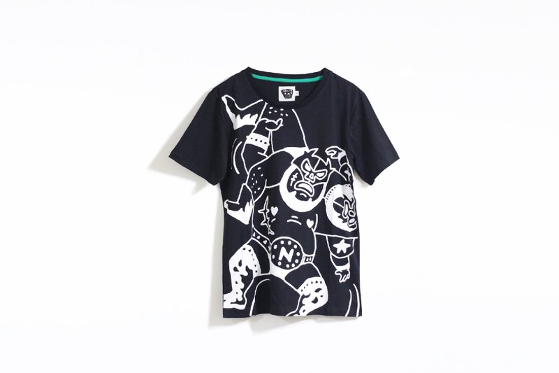 【Noddlefu纳豆腐】两人摔角Tee(黑) - 男装上衣/T 恤 - 棉．麻 黑色