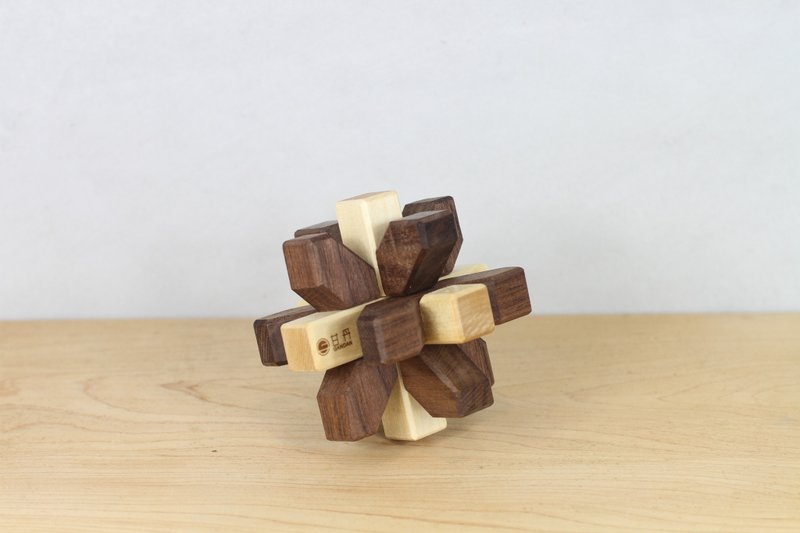 谜团 │练心锁系列／积木／益智│ - 摆饰 - 木头 咖啡色