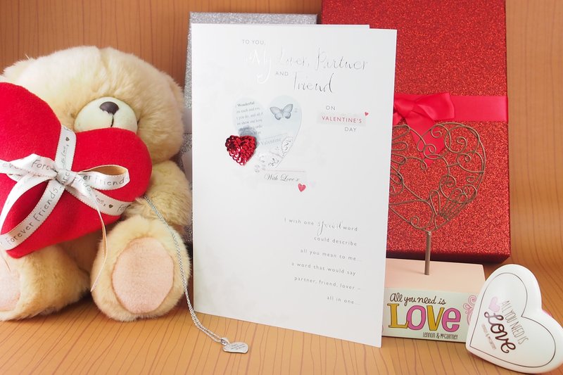 ◤我爱你 你是我生命中最重要的人  ｜UK 情人卡片 爱 心动 love｜ - 卡片/明信片 - 纸 白色