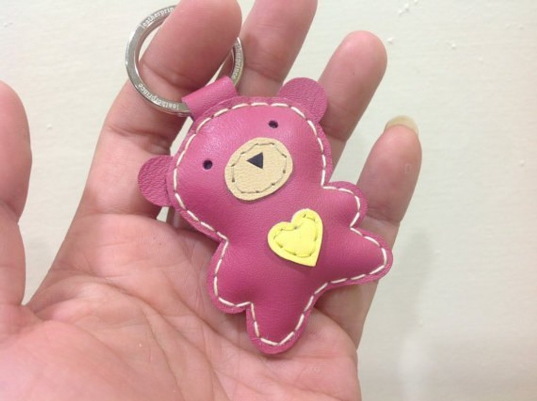 {Leatherprince 手工皮革} 台湾MIT 粉红色 可爱 小熊 纯手工缝制 皮革钥匙圈 - 吊饰 - 真皮 粉红色