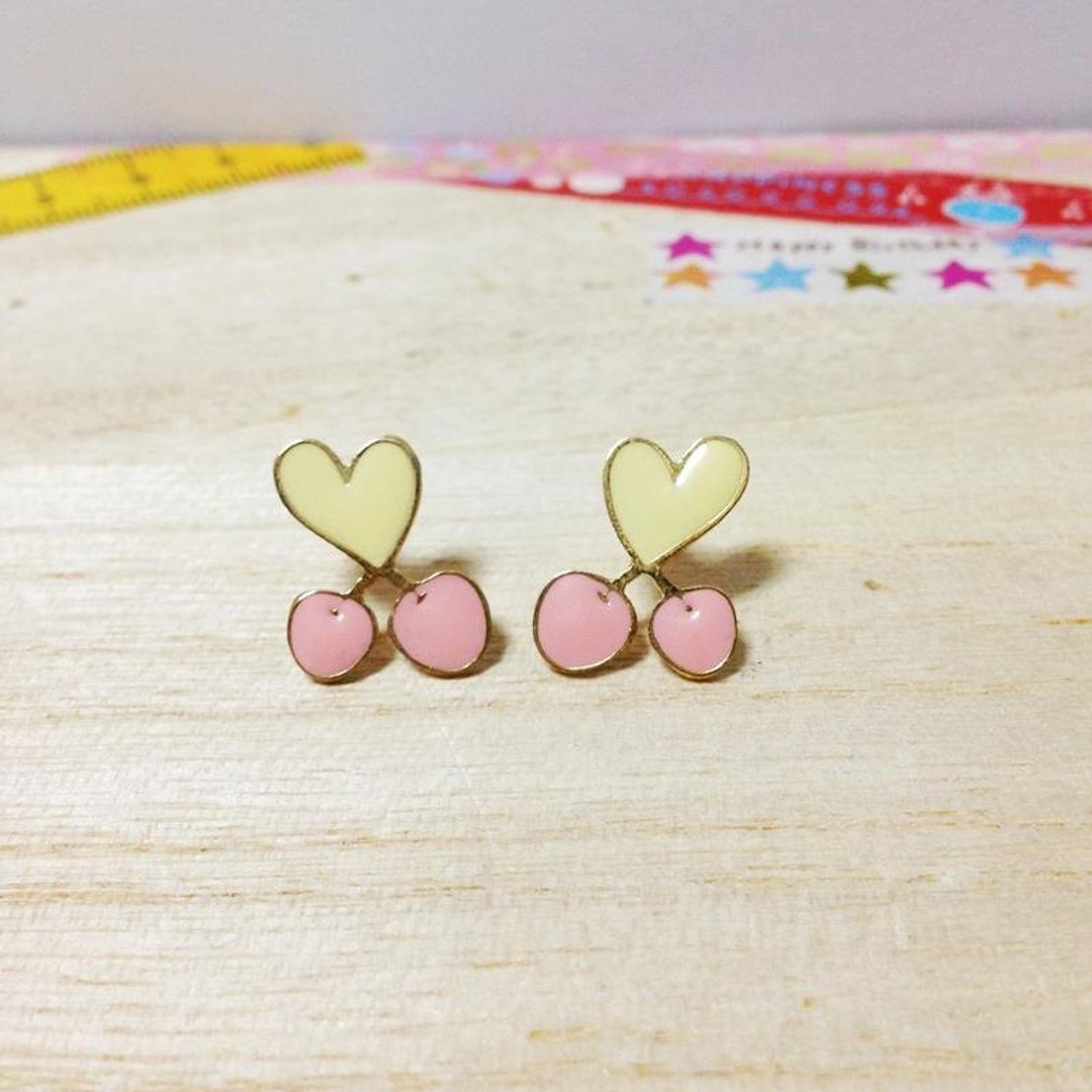 ▲BKK H.M Earring▲24K金系列-爱心配樱桃，甜蜜新滋味！(粉红) - 耳环/耳夹 - 其他金属 