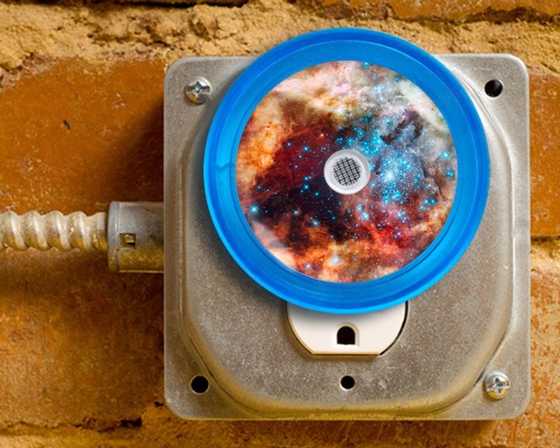 星际效应–LED智能光控夜灯｜居家室内装饰品｜BMW天使眼概念光圈设计 - 灯具/灯饰 - 塑料 蓝色