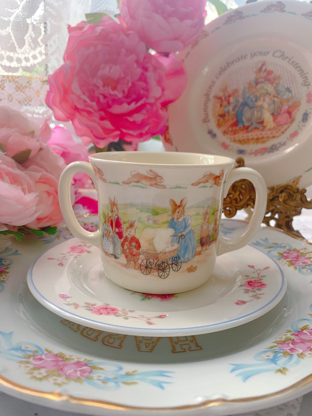 英国制 Royal Doulton 骨瓷双把手马克杯小朋友杯送礼库存品完整 - 咖啡杯/马克杯 - 瓷 多色