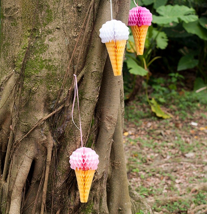 《粉嫩情怀 § 冰淇淋吊饰》英国Talking Tables派对用品 - 摆饰 - 纸 粉红色