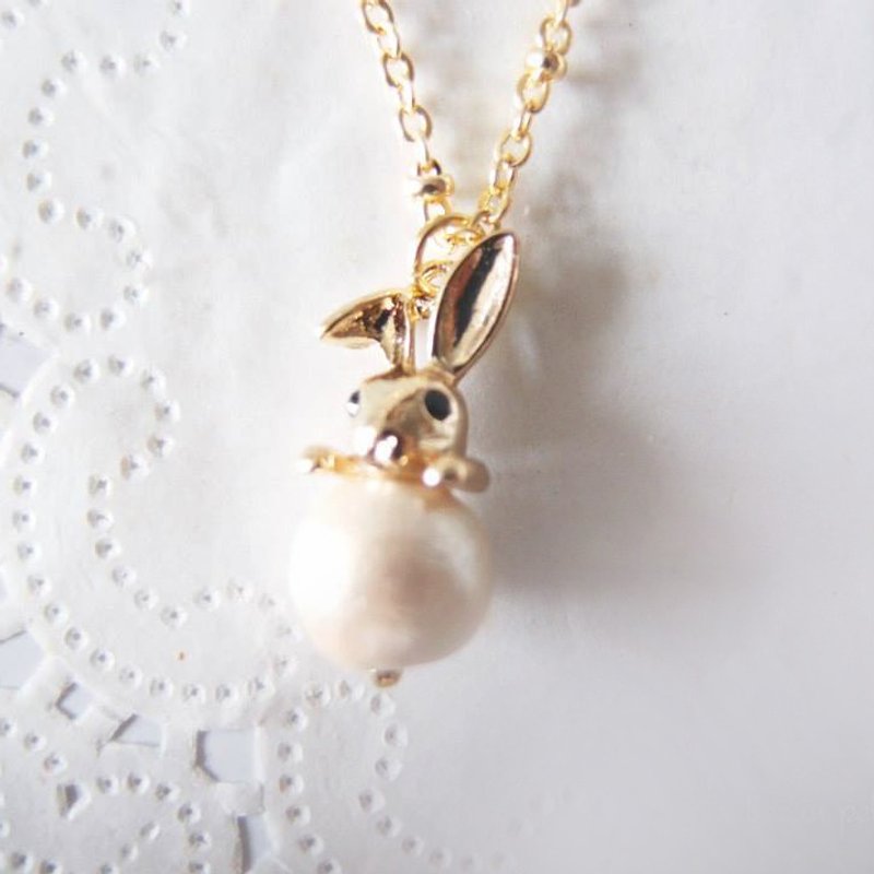 棉花珍珠 小兔子雪人颈链 - 项链 - 其他材质 金色