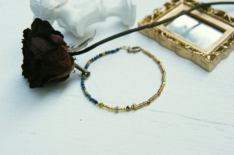 〈祖母绿 〉 黄铜 手链 手环  ✄ 天然石、施华洛世奇、车轮钻 - 手链/手环 - 其他金属 绿色