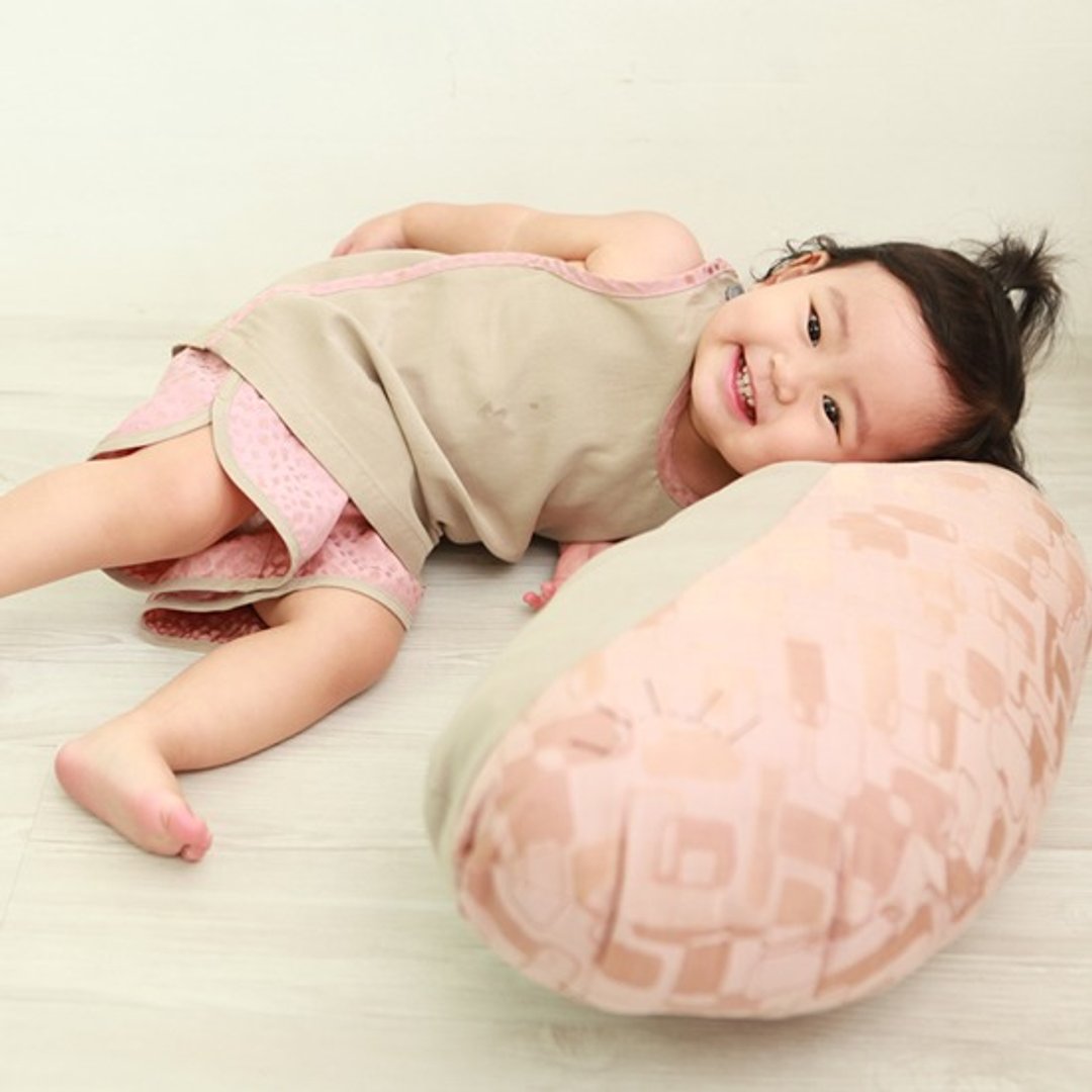 [ KAKIBABY ]专利天然柿子染布 - 大头鲸鱼抱抱枕(布花色为红色圆圈，非方块造型) - 枕头/抱枕 - 棉 粉红色