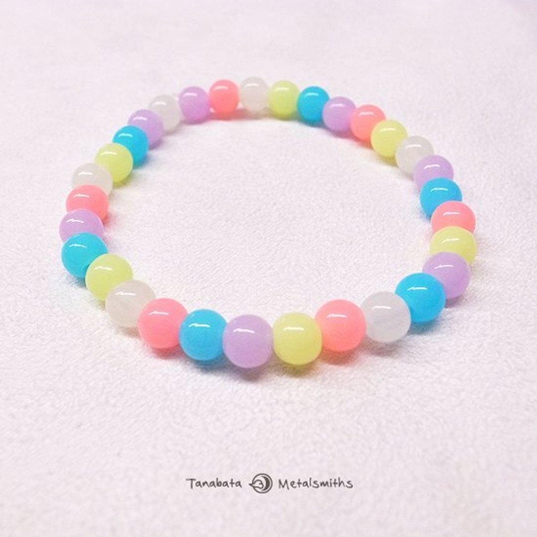 ☽柒夕手作☽【0719101】6mm甜美糖果夜光手环-彩色款 - 金工/饰品 - 其他材质 多色