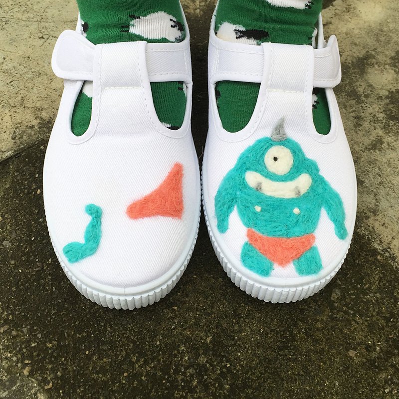 放学后手作坊zonezoo大块头本命年 童趣鞋手工羊毛毡小白鞋白布鞋 - 女款休闲鞋 - 羊毛 蓝色