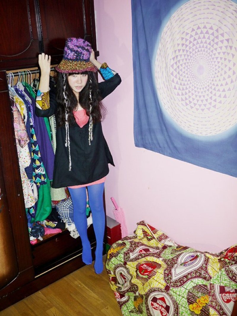 免邮优惠！洋嘎YOUNGA非洲花布袖口拼花大V领衬衫 - 女装衬衫 - 棉．麻 黑色