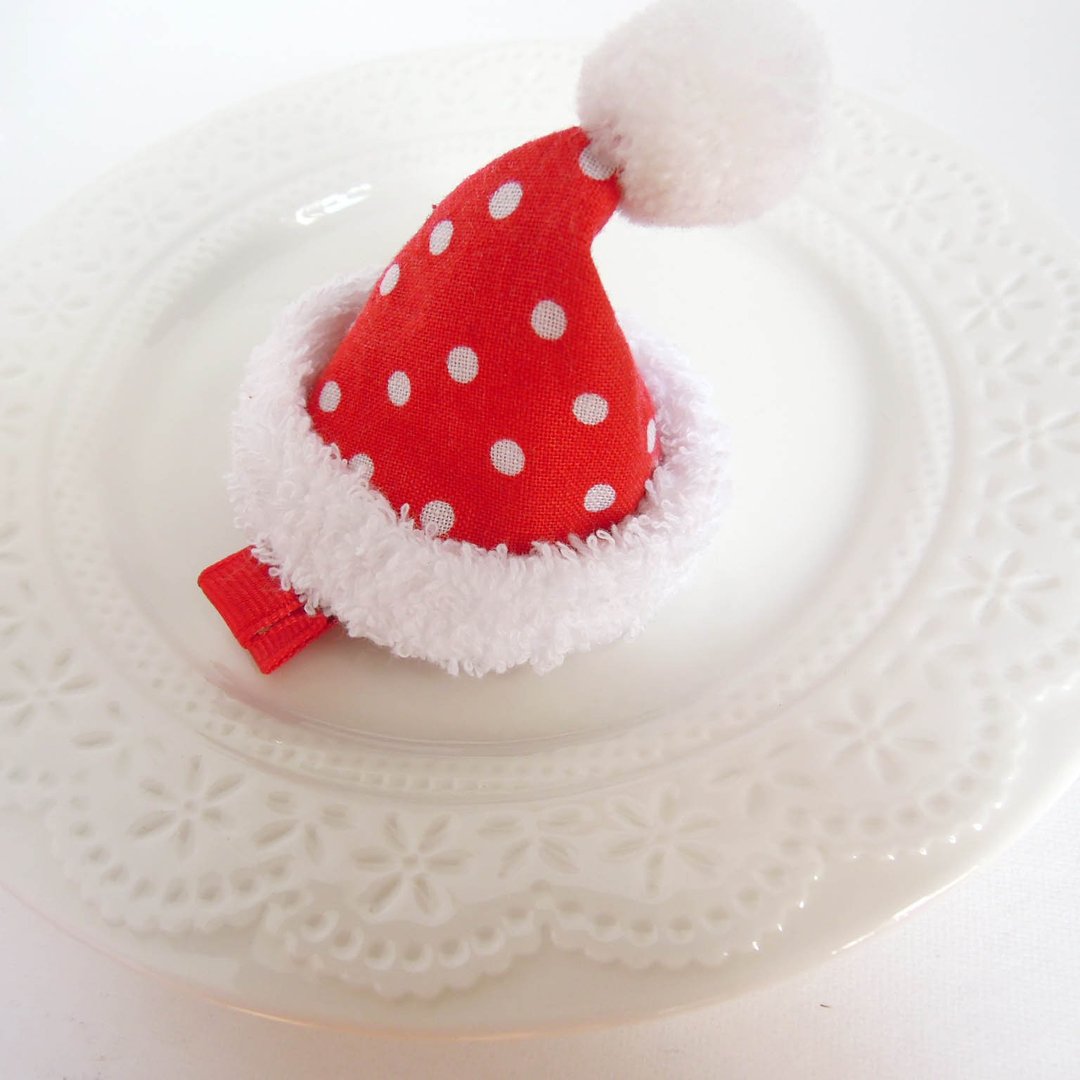 《Merry Xmas》圣诞节限定款-叮叮当之红咚咚可歪腰的迷你圣诞帽发夹 - 围嘴/口水巾 - 棉 红色