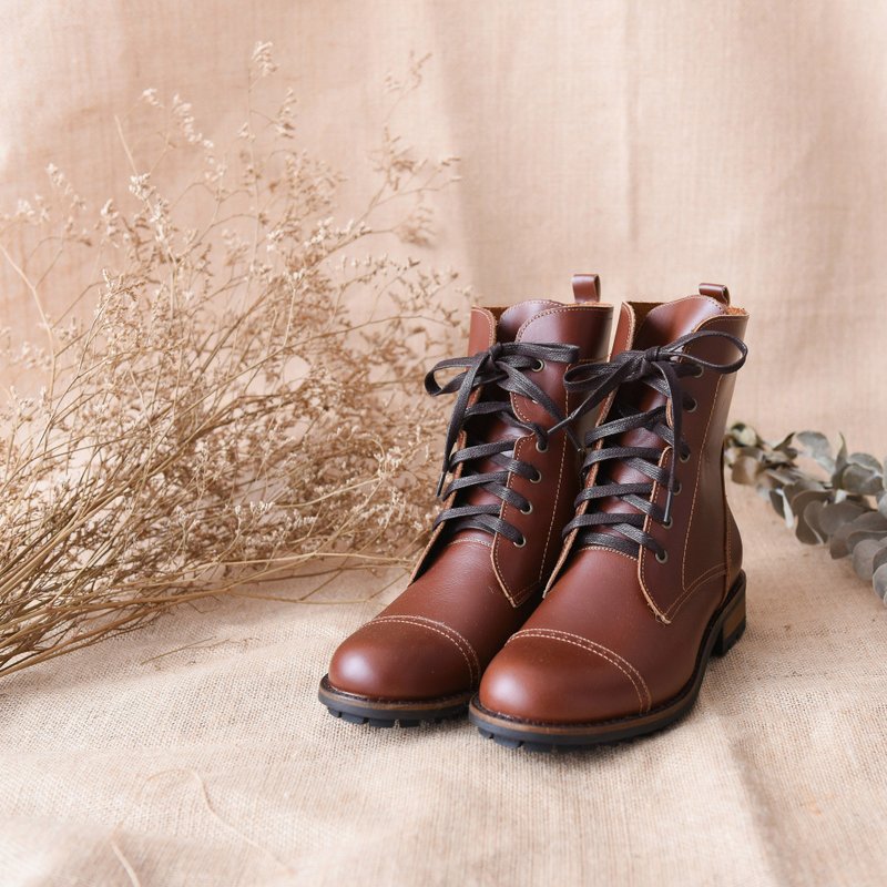 【女孩们的探险】率性手工中筒靴-质感油咖 - 女款短靴 - 真皮 咖啡色